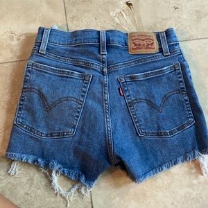 levi’s shorts